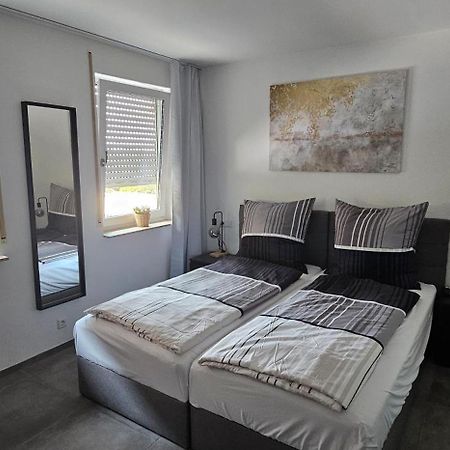 Doppelzimmer Mit Ausblick Nuertingen Extérieur photo